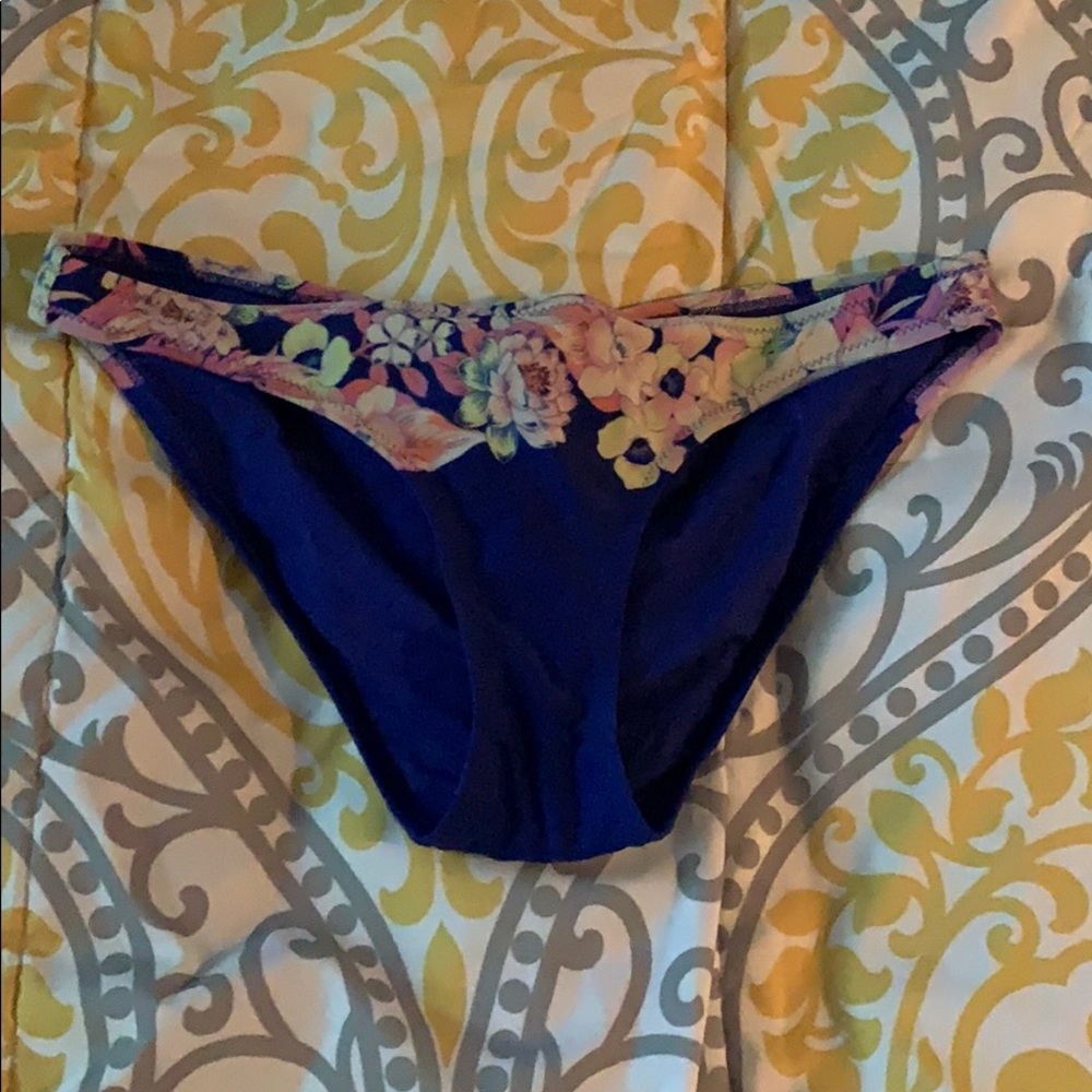 Bathing suit bottom